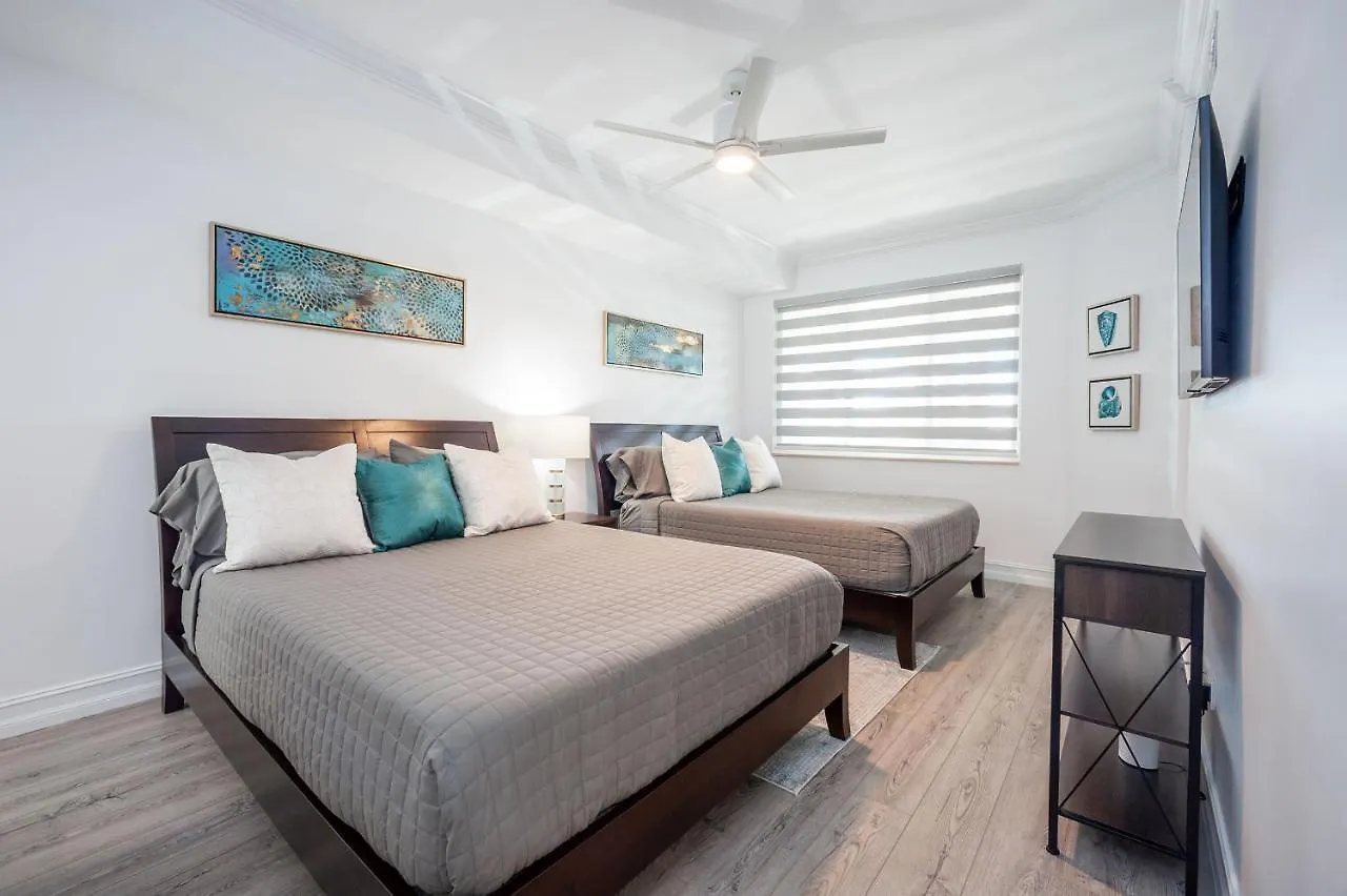 شقة فندقية جورج تاون Club Se7En At Beachcomber